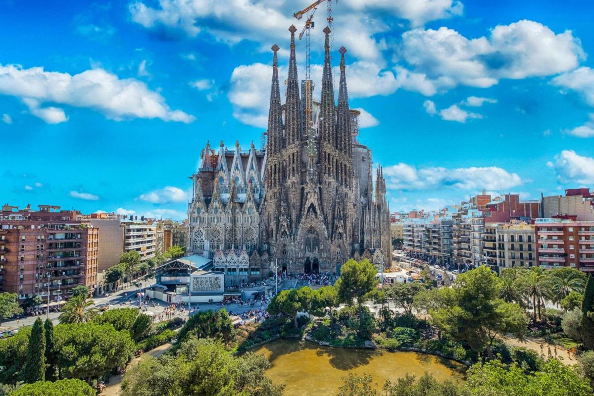 Le meraviglie di Barcellona tra arte e tradizione - Smeraldo Viaggi
